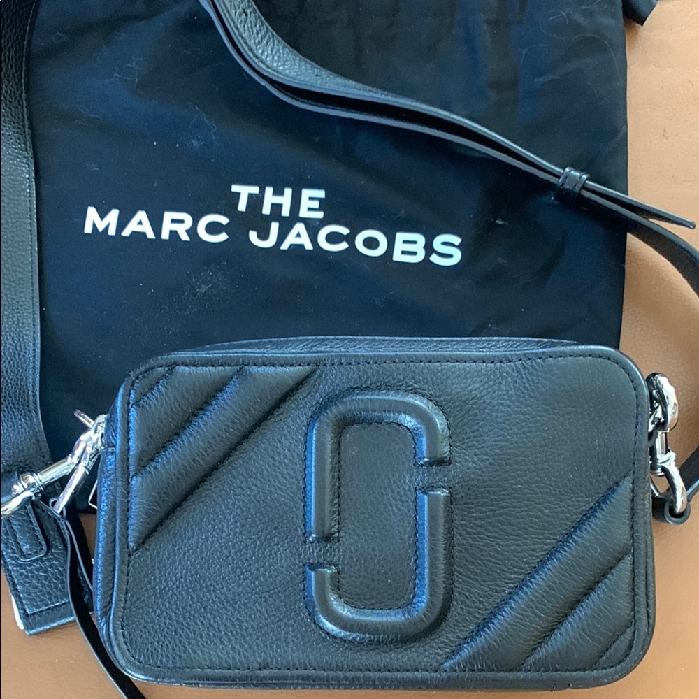 Marc Jacobs Black Leather bag
